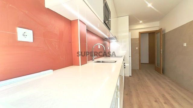 Apartment 2 Zimmer verkaufen auf Mina de Água