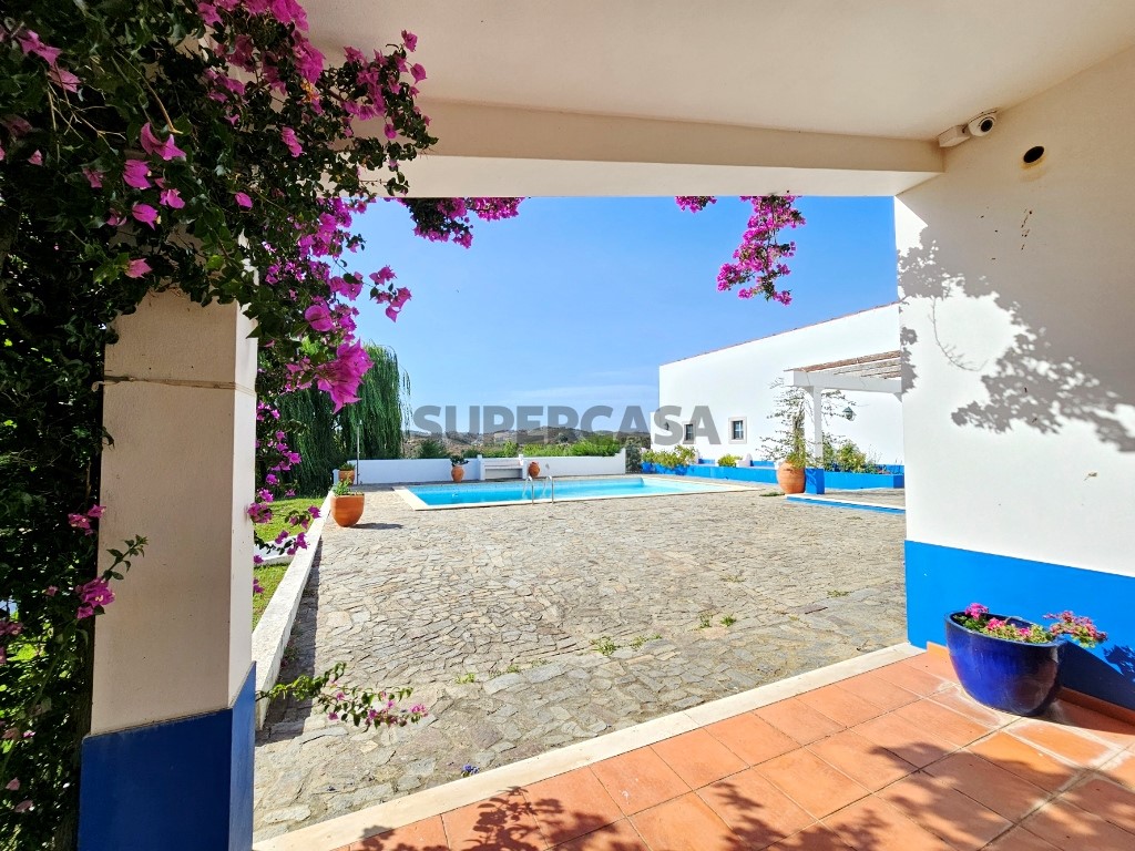 93.5 ha equestrian estate with a 5-bedroom house, swimming pool and lake in Alentejo, Portugal (29)