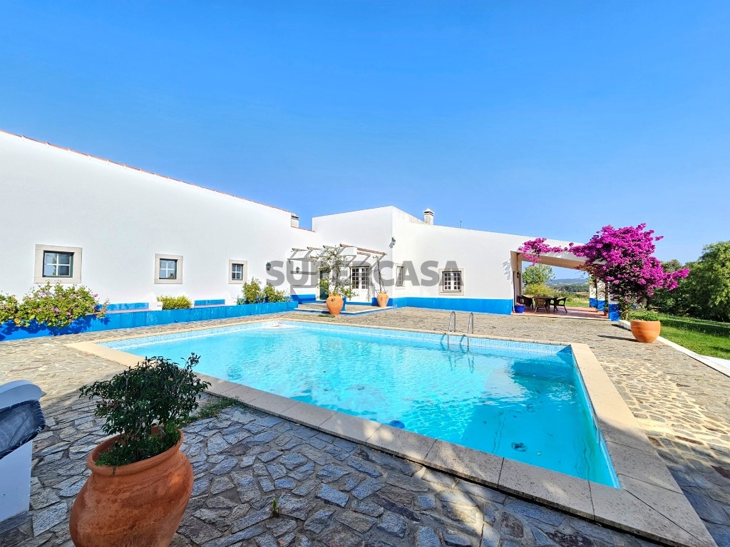 93.5 ha equestrian estate with a 5-bedroom house, swimming pool and lake in Alentejo, Portugal (31)