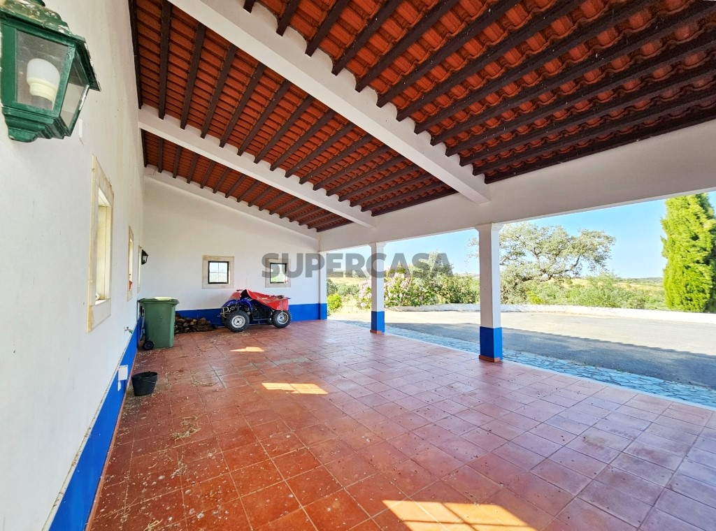 93.5 ha equestrian estate with a 5-bedroom house, swimming pool and lake in Alentejo, Portugal (36)