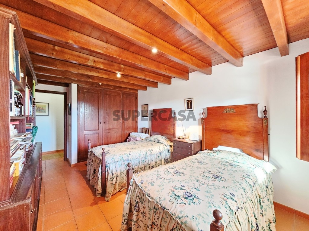 93.5 ha equestrian estate with a 5-bedroom house, swimming pool and lake in Alentejo, Portugal (82)