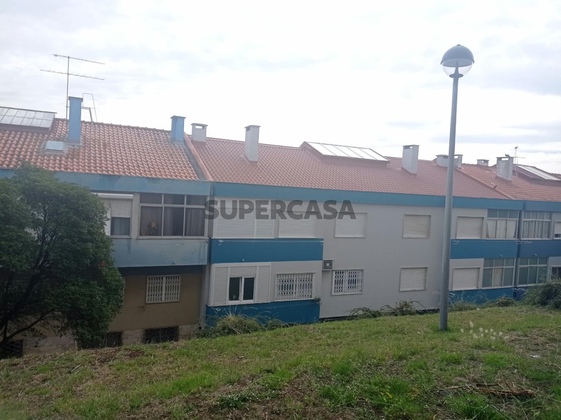Apartamento T2 em Casal de São Brás, Amadora