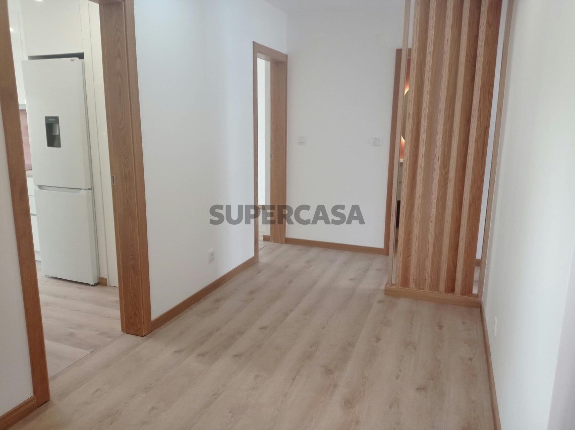 Apartamento T2 em Casal de São Brás, Amadora