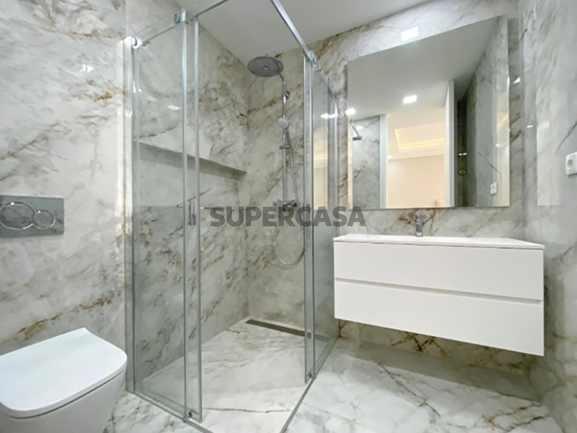Apartamentos para Venda em Lagos