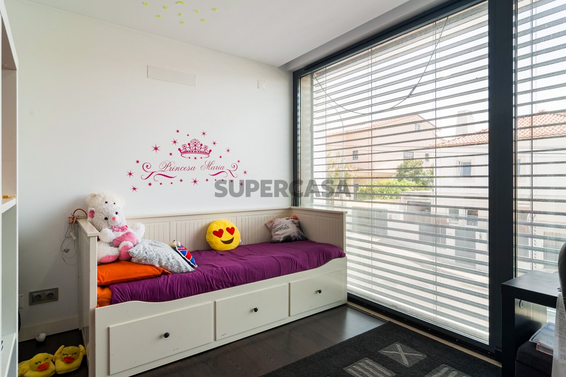 Casa 4 habitaciones Triplex en venta en Oeiras e São Julião da Barra, Paço de Arcos e Caxias