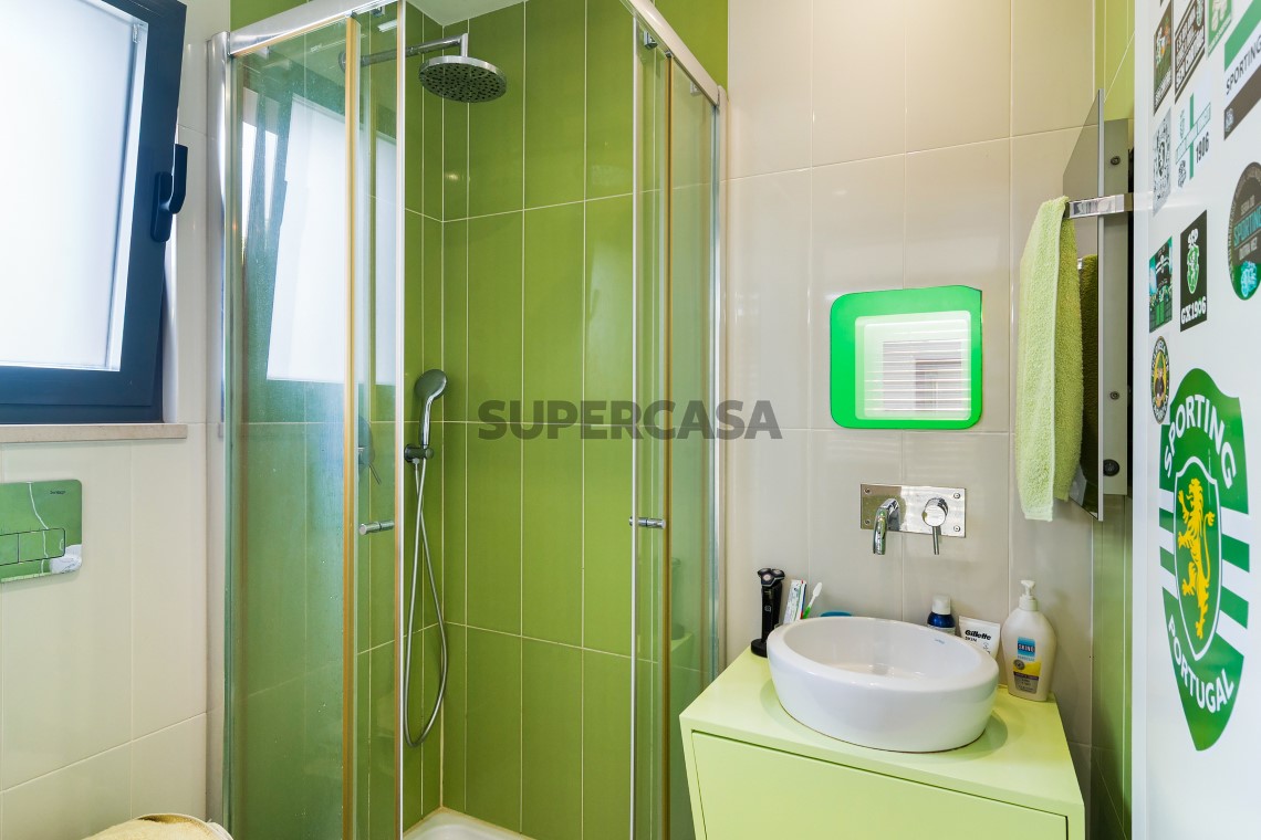Casa 4 habitaciones Triplex en venta en Oeiras e São Julião da Barra, Paço de Arcos e Caxias