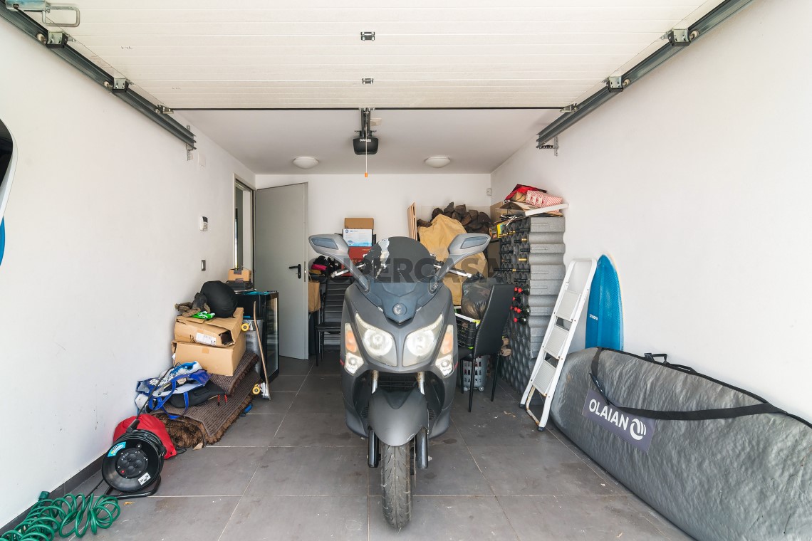 Casa 4 habitaciones Triplex en venta en Oeiras e São Julião da Barra, Paço de Arcos e Caxias