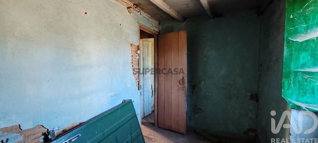 Moradia T0 à venda em Proença-a-Nova e Peral