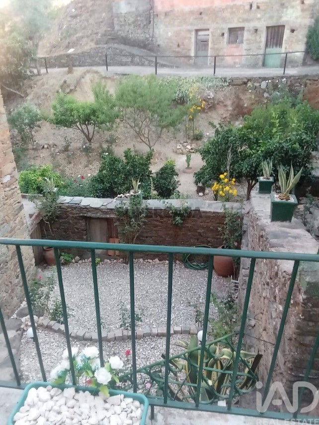 Moradia T2 à venda em Sobreira Formosa e Alvito da Beira