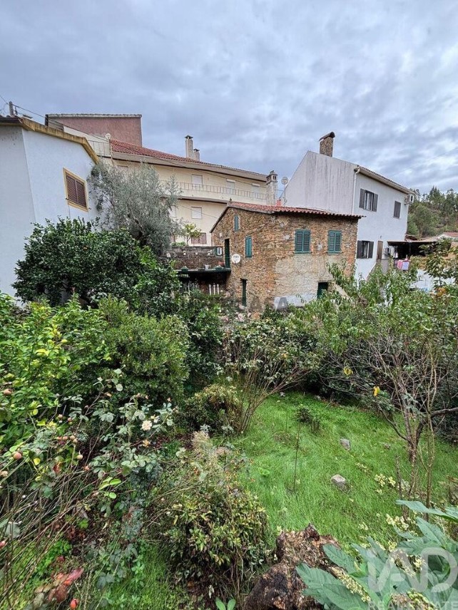 Moradia T2 à venda em Sobreira Formosa e Alvito da Beira