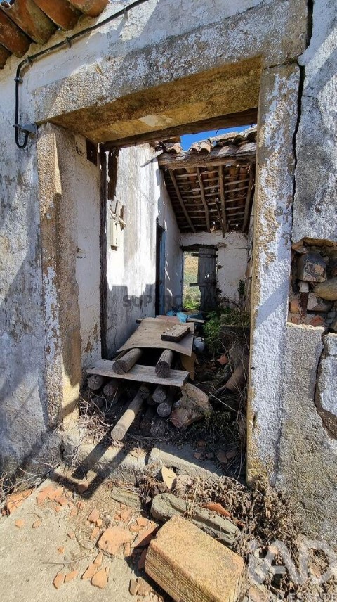 Moradia T2 à venda em Serra
