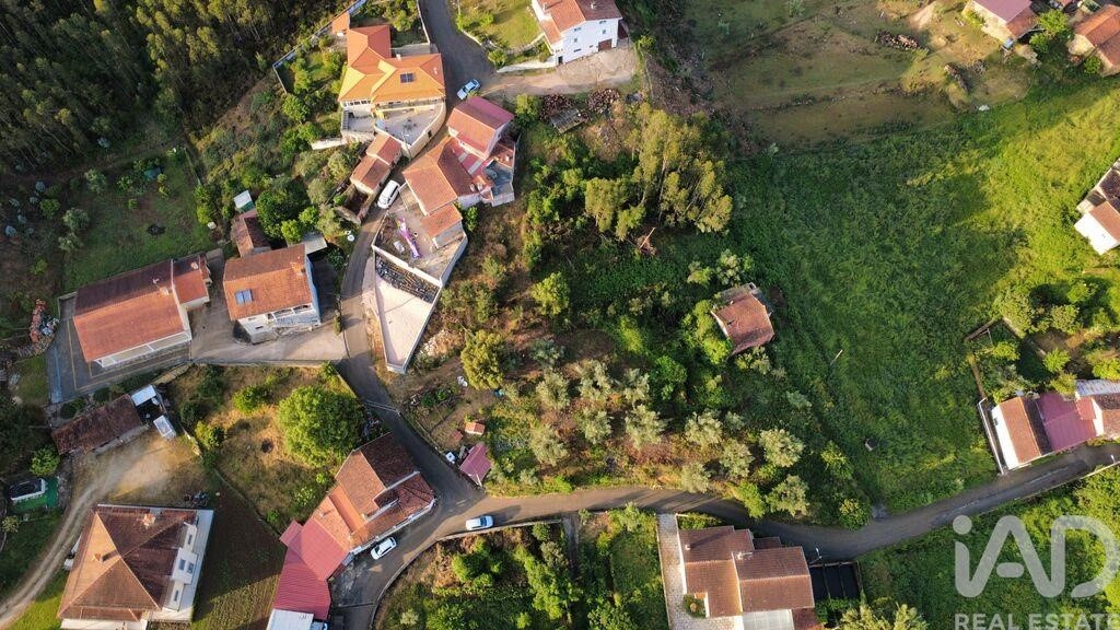 Gründstück verkaufen auf Semide e Rio Vide