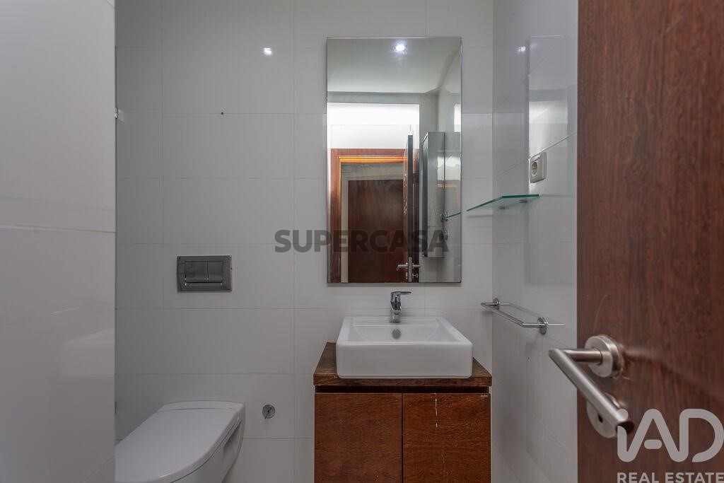Apartamento T2 à venda em Arroios, 2º andar