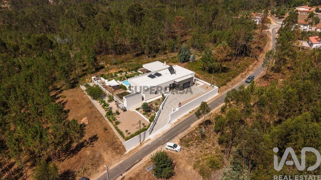 Casa 3 habitaciones en venta en Miranda do Corvo