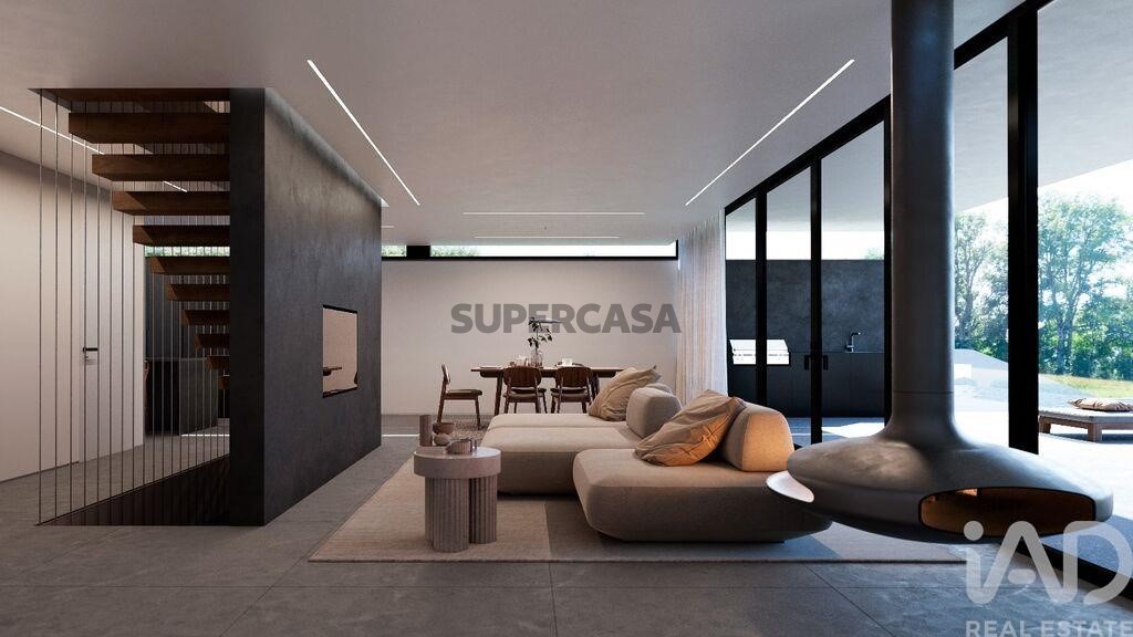Casa 6 habitaciones en venta en Montenegro