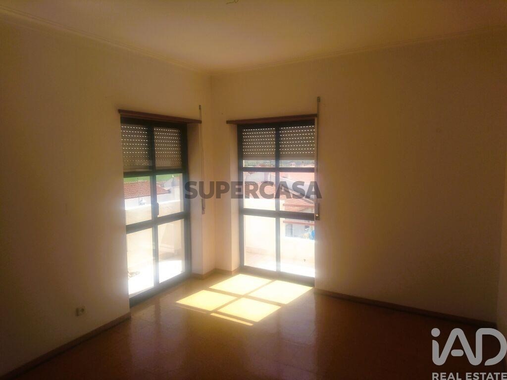 Apartment 3 Zimmer verkaufen auf Salvador e Santa Maria da Feira, 2º boden