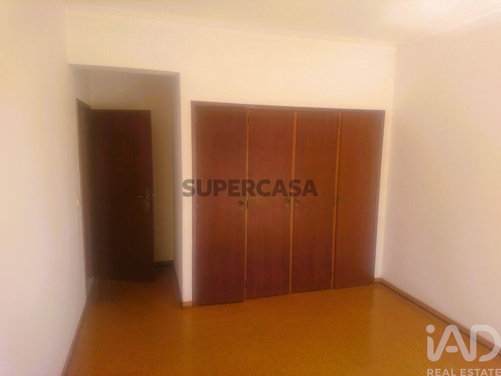 Apartment 3 Zimmer verkaufen auf Salvador e Santa Maria da Feira, 2º boden