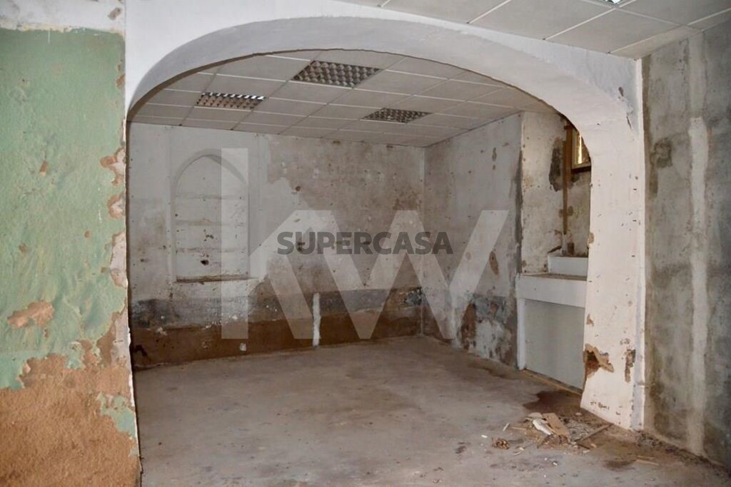 Prédio à venda em Évora (São Mamede, Sé, São Pedro e Santo Antão)