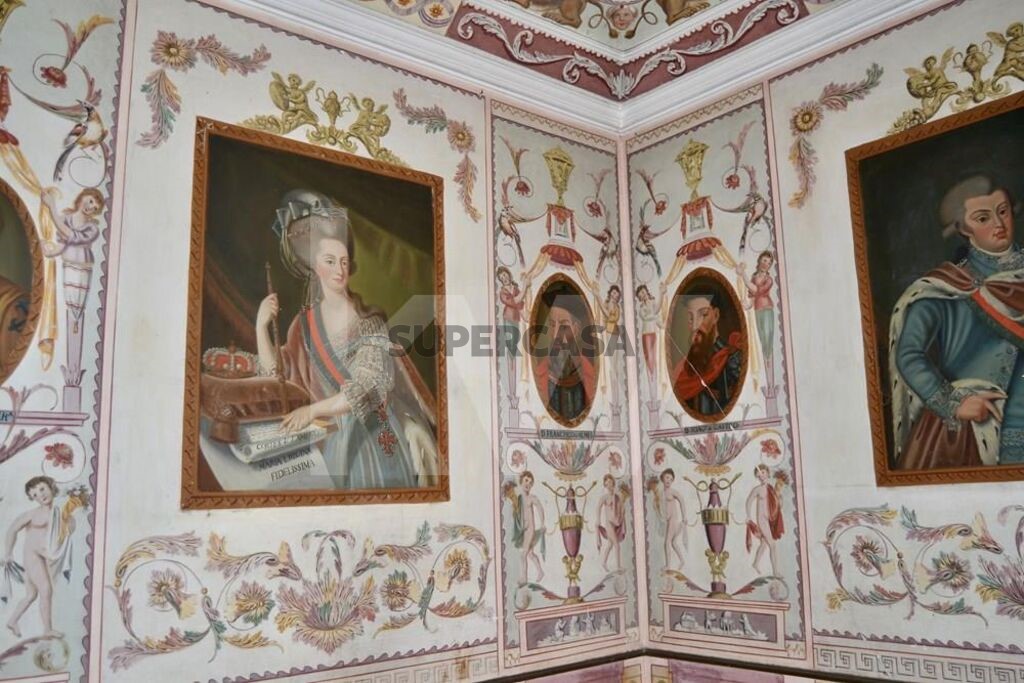 Prédio à venda em Évora (São Mamede, Sé, São Pedro e Santo Antão)