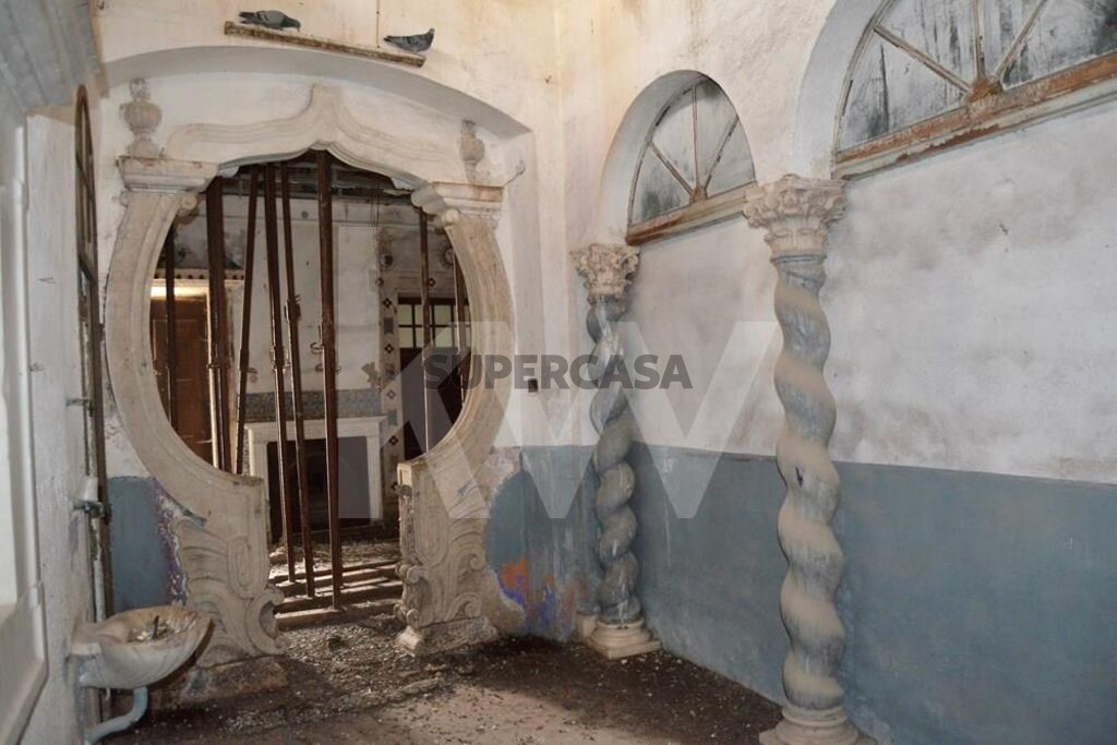 Prédio à venda em Évora (São Mamede, Sé, São Pedro e Santo Antão)