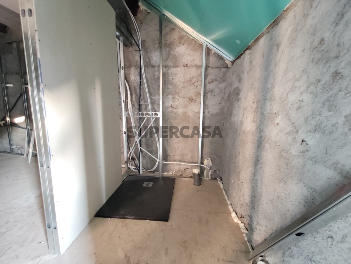 ad966230-ffc5-431c-86e5-d9482086df07
