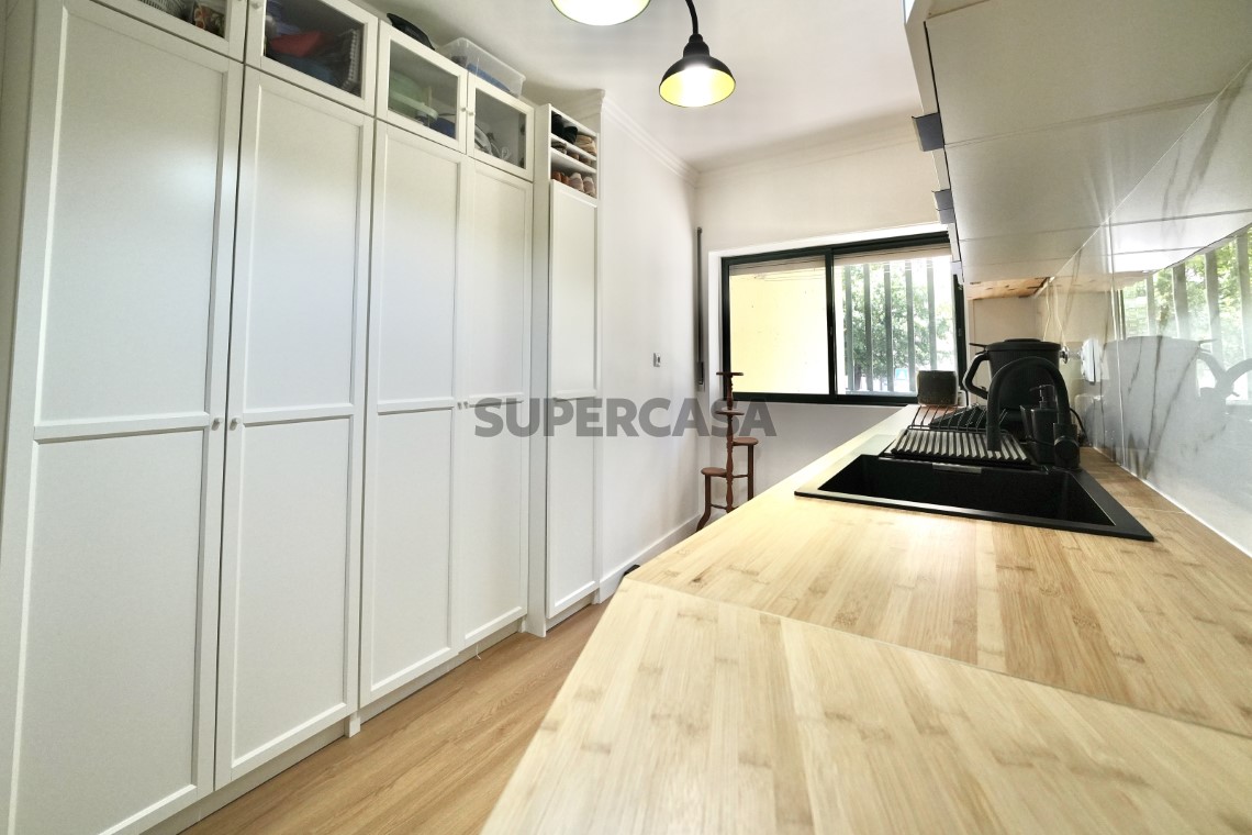 Encantador Apartamento T1 Totalmente Remodelado
