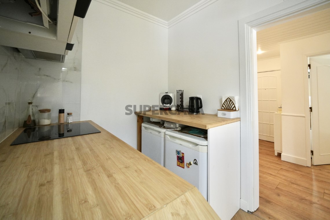 Encantador Apartamento T1 Totalmente Remodelado