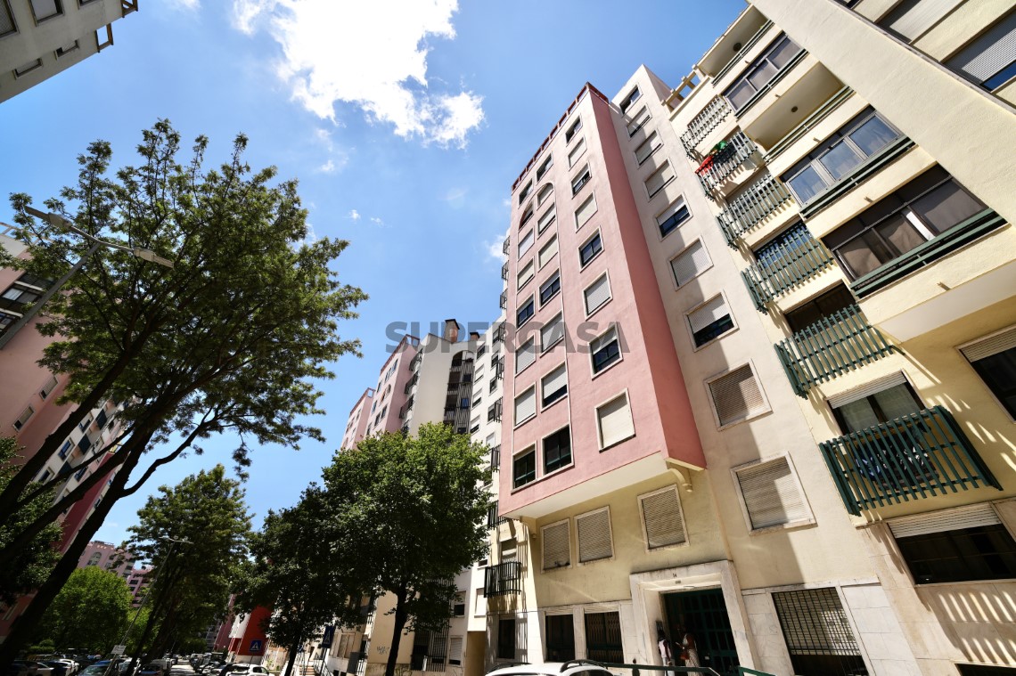 Encantador Apartamento T1 Totalmente Remodelado