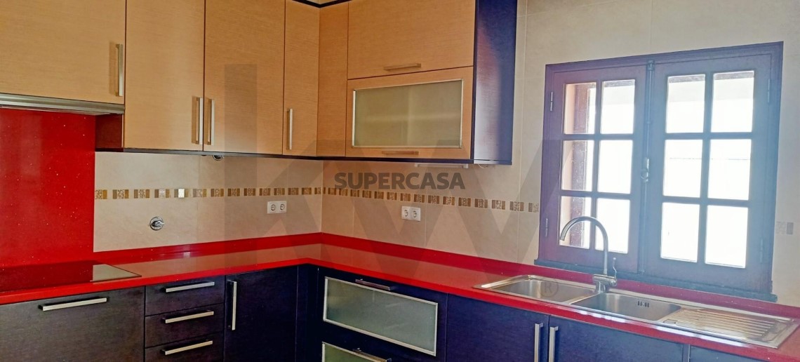 Casa 3 habitaciones en venta en São Teotónio