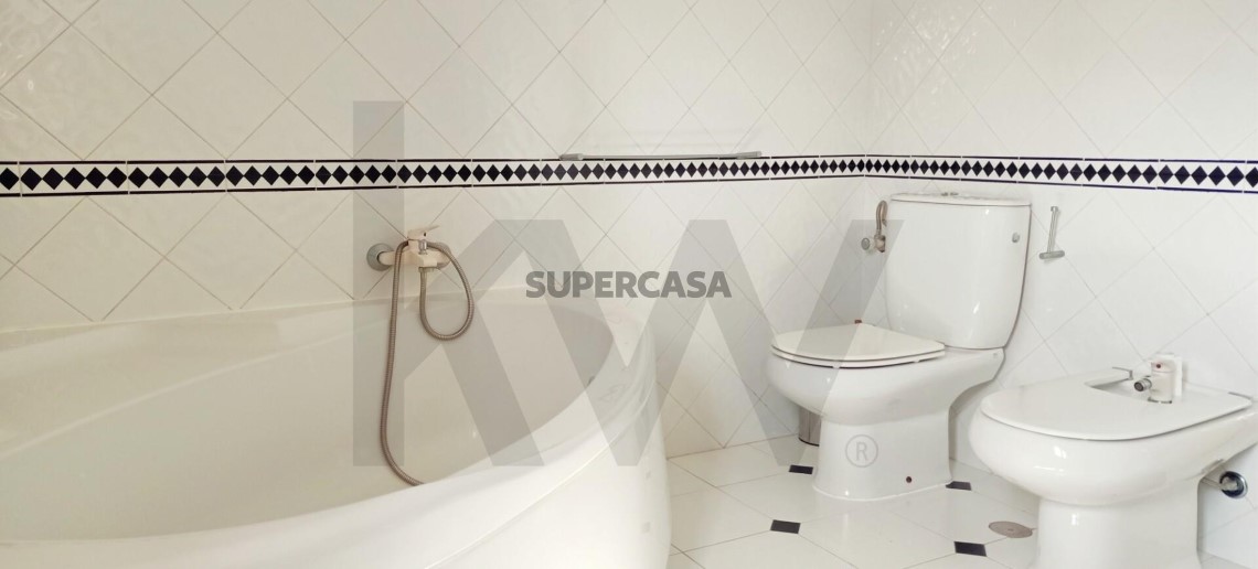 Casa 3 habitaciones en venta en São Teotónio