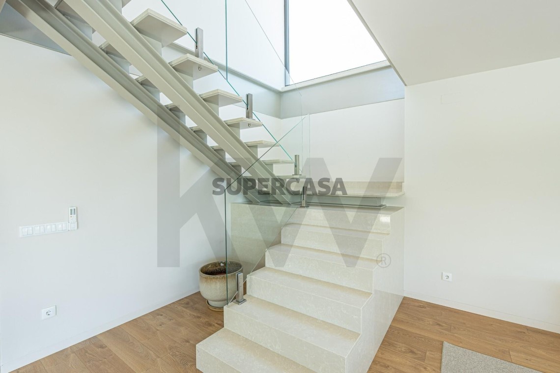 Haus 4 Zimmer verkaufen auf Rio de Mouro