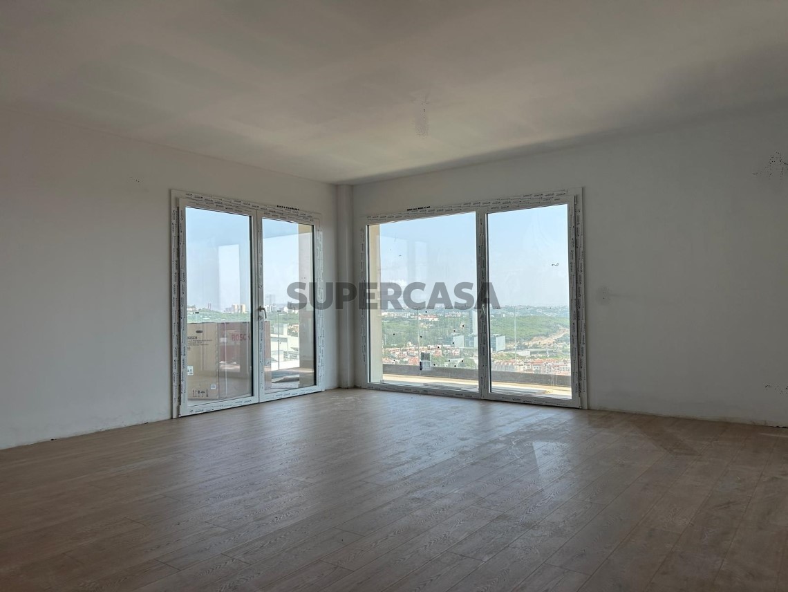 Carnaxide Sala com vista