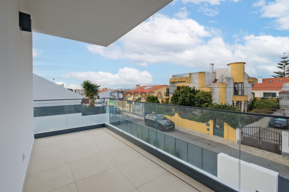 Haus 4 Zimmer Triplex verkaufen auf Rua das Flores
