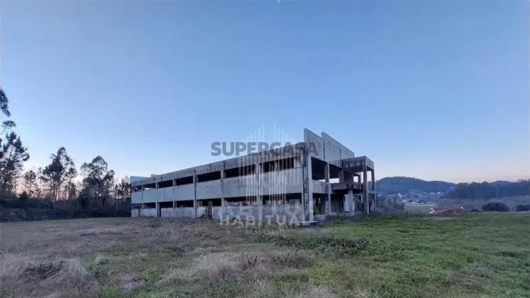 Prédio à venda em Galegos (Santa Maria)