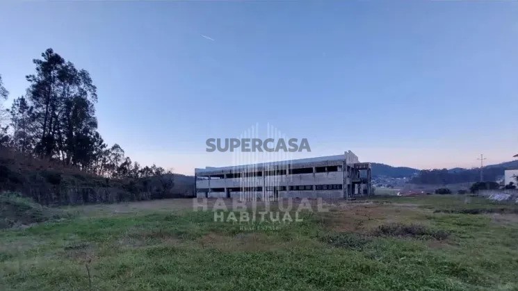 Prédio à venda em Galegos (Santa Maria)