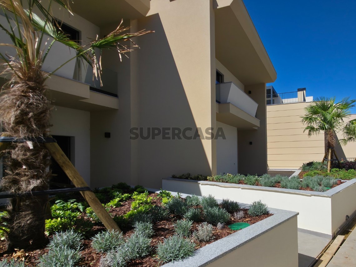 venda moradia jardim e piscina em Murches_Cluttons