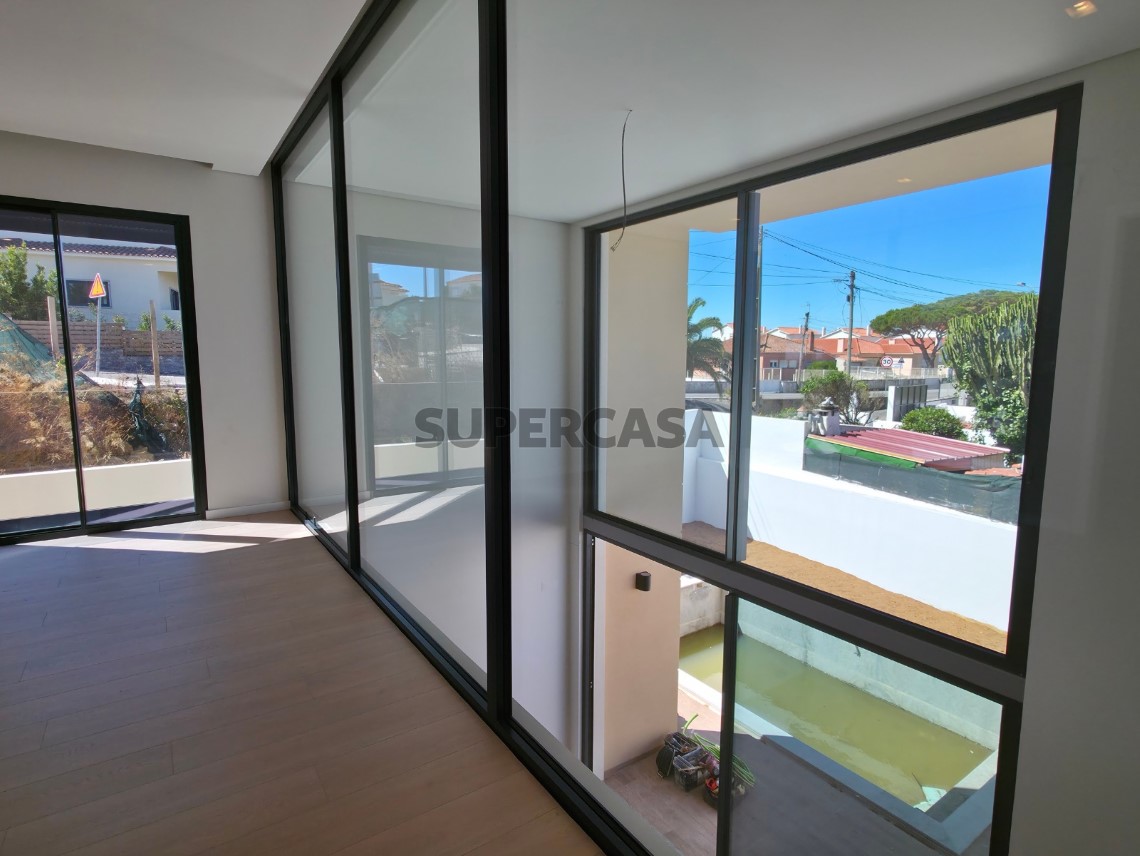 venda moradia jardim e piscina em Murches_Cluttons