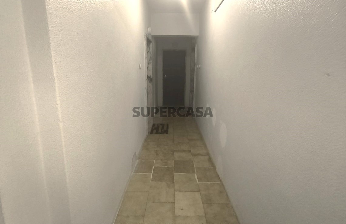 Corredor do acesso ao apartamento