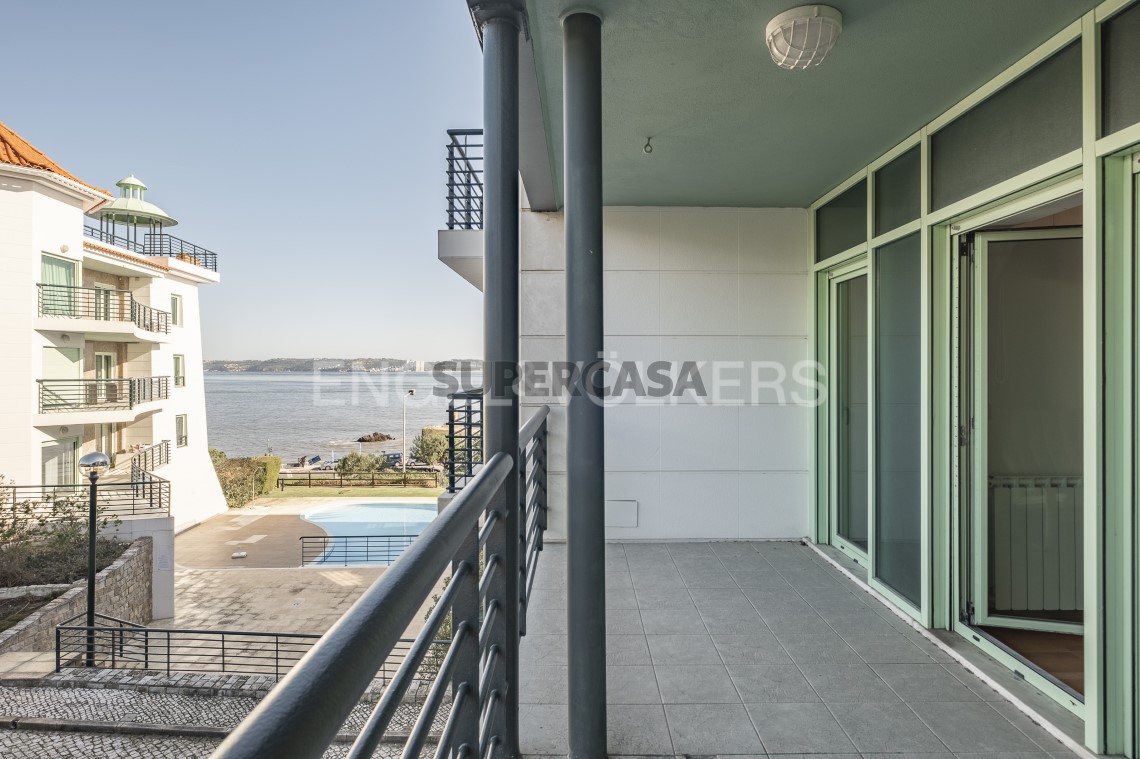 Elegante T2 com Vista Mar