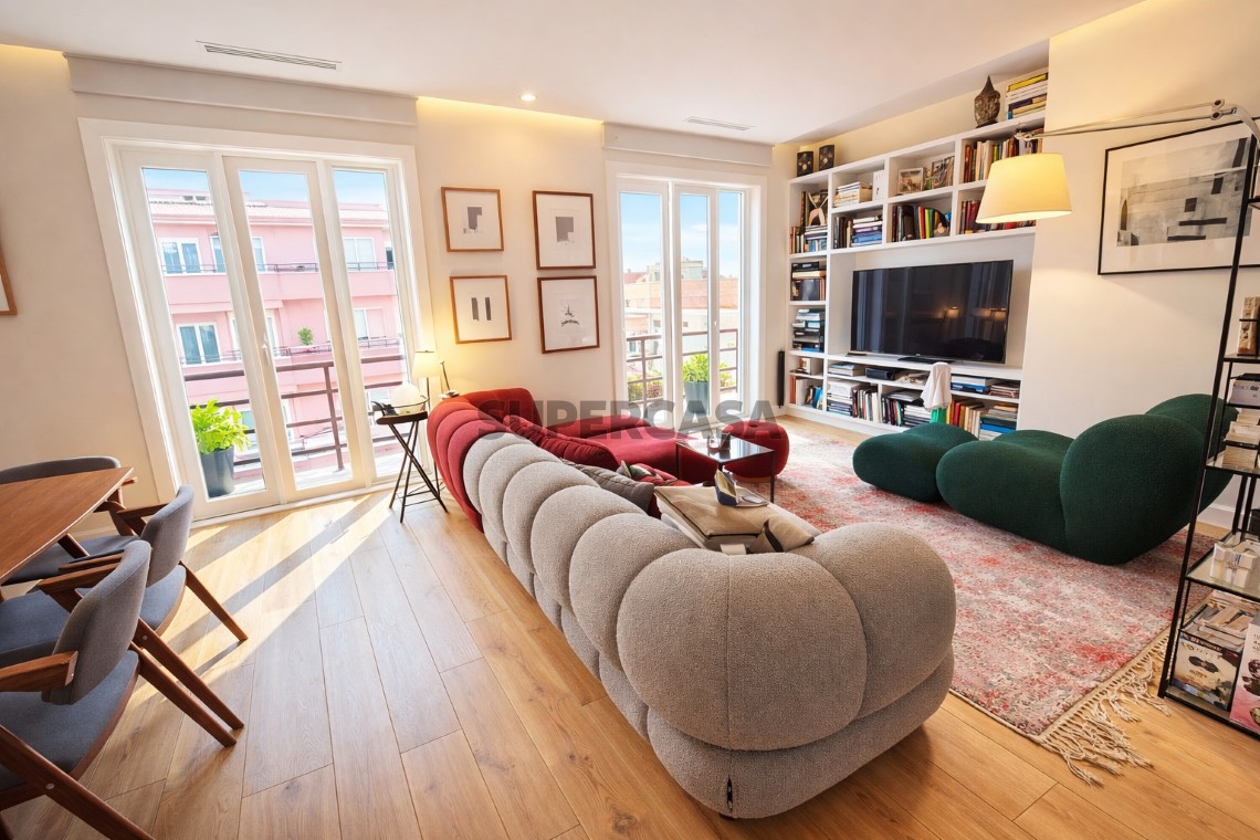 Apartment 2 Zimmer verkaufen auf Rua Sampaio e Pina, 3º boden