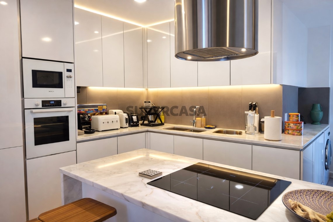 Apartment 2 Zimmer verkaufen auf Rua Sampaio e Pina, 3º boden
