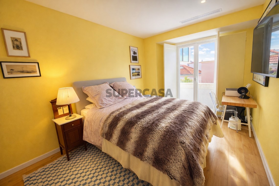 Apartment 2 Zimmer verkaufen auf Rua Sampaio e Pina, 3º boden
