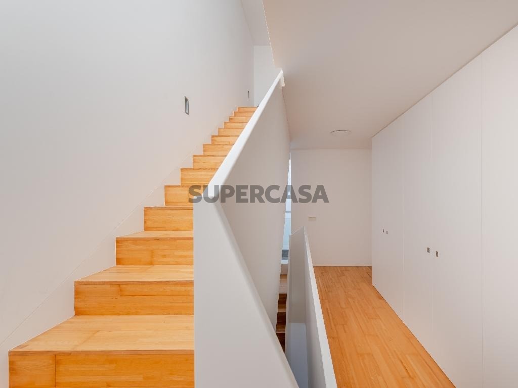 Moradia à venda na Rampa da Rua Velha da Ajuda