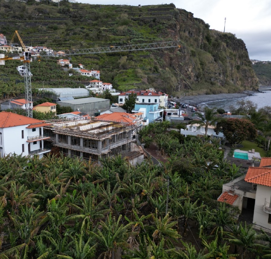 Apartamento à venda em Estrada de Santo Antonio