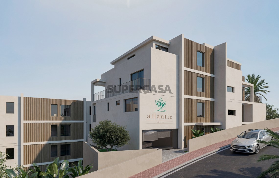 Apartamento à venda na Rua João Ricardo Ferreira César