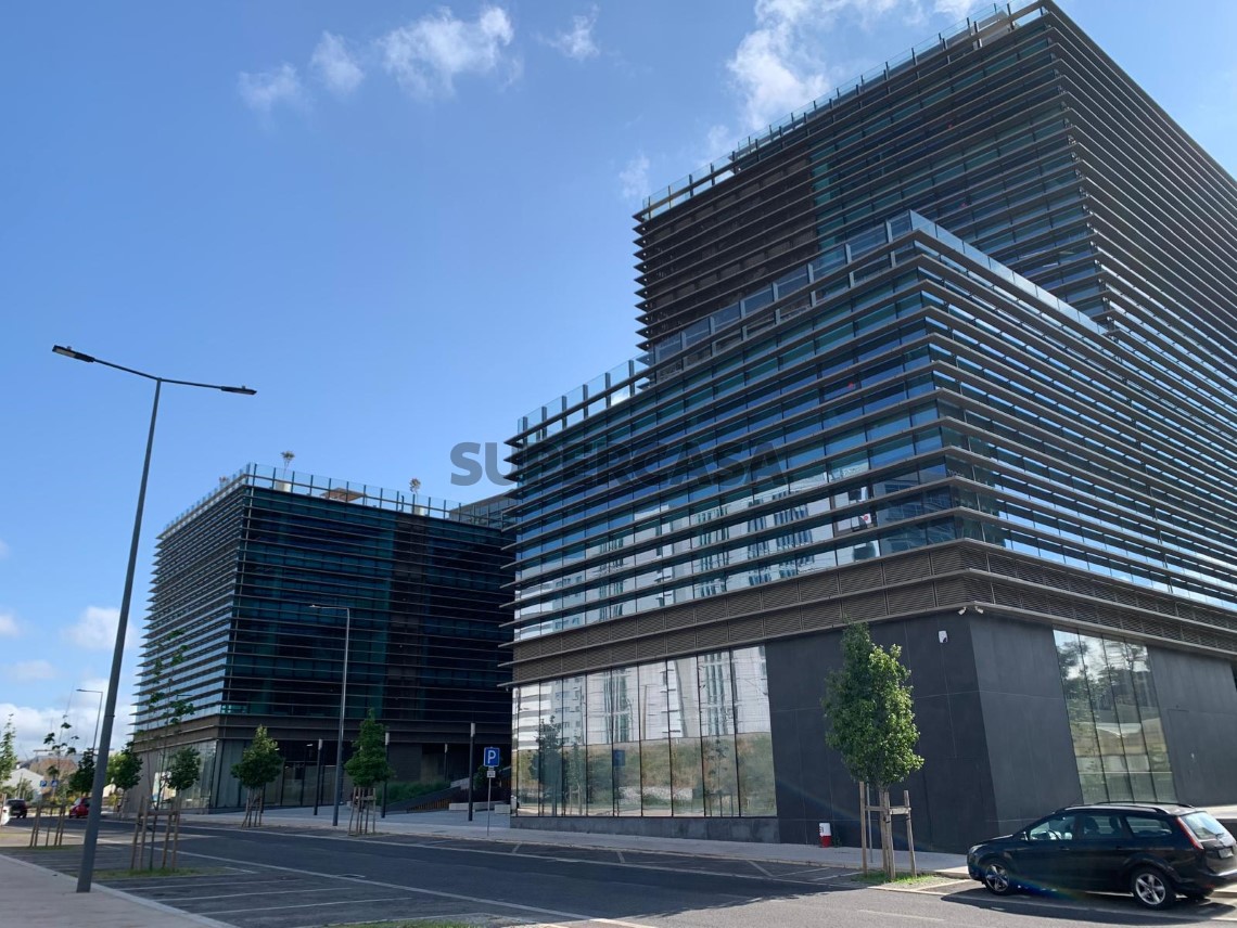 JLL - Edifício Echo - Lojas