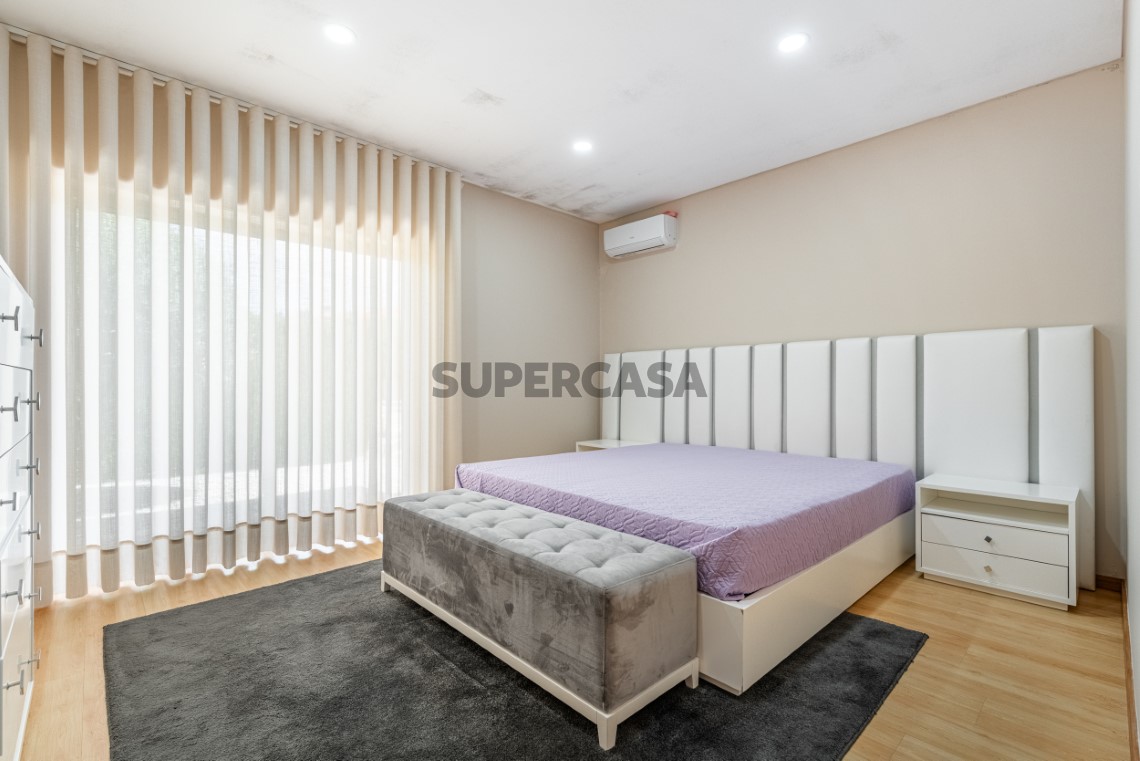 Moradia T3 de Luxo com jardim em Idães, Felgueiras