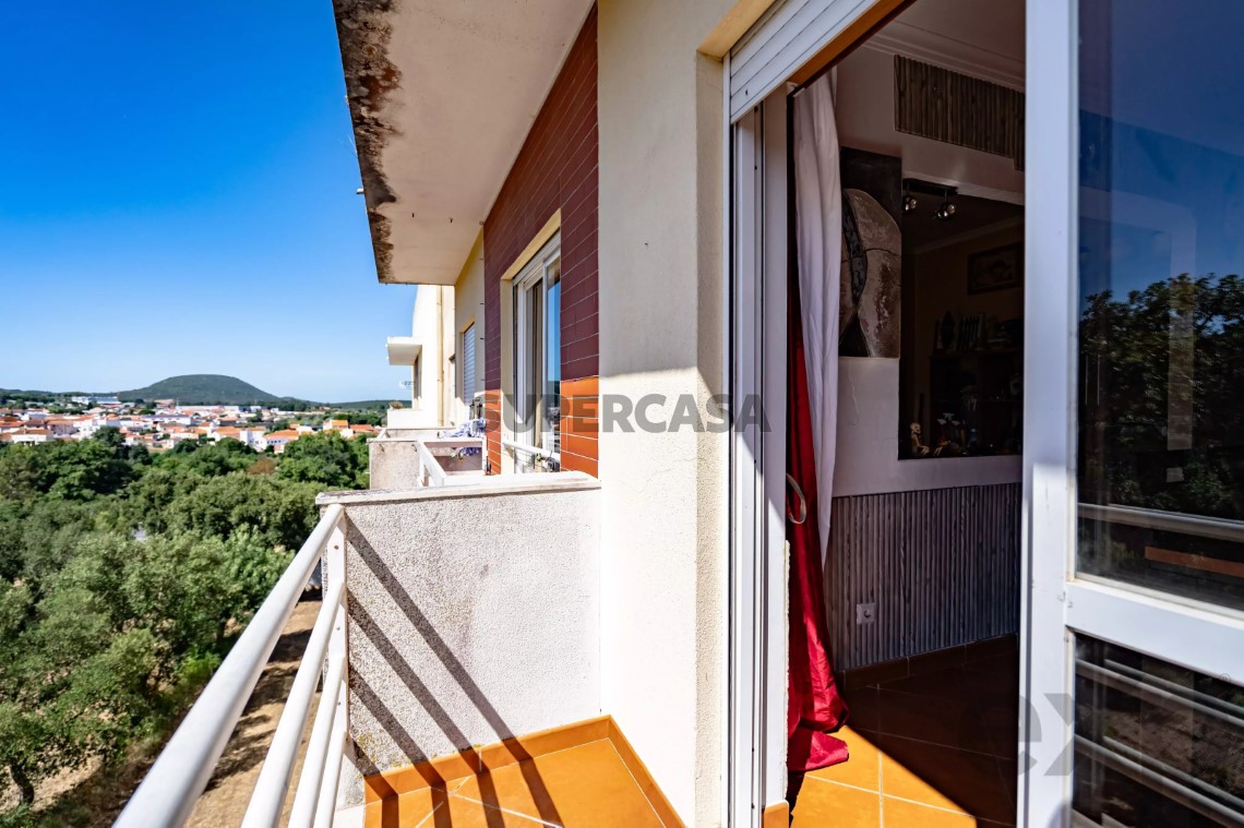 Apartment 2 Zimmer verkaufen auf Ota