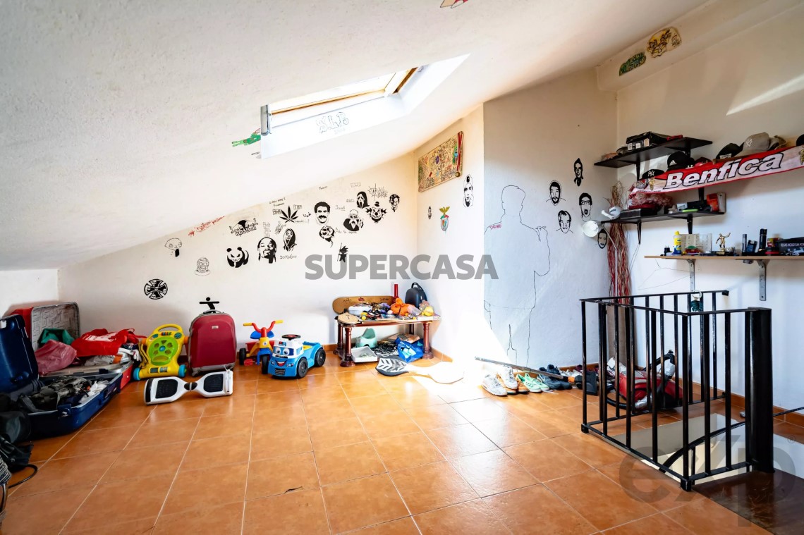 Apartment 2 Zimmer verkaufen auf Ota