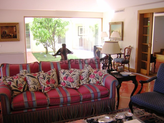 Maison 6 Chambres vendre au Santo Estevão